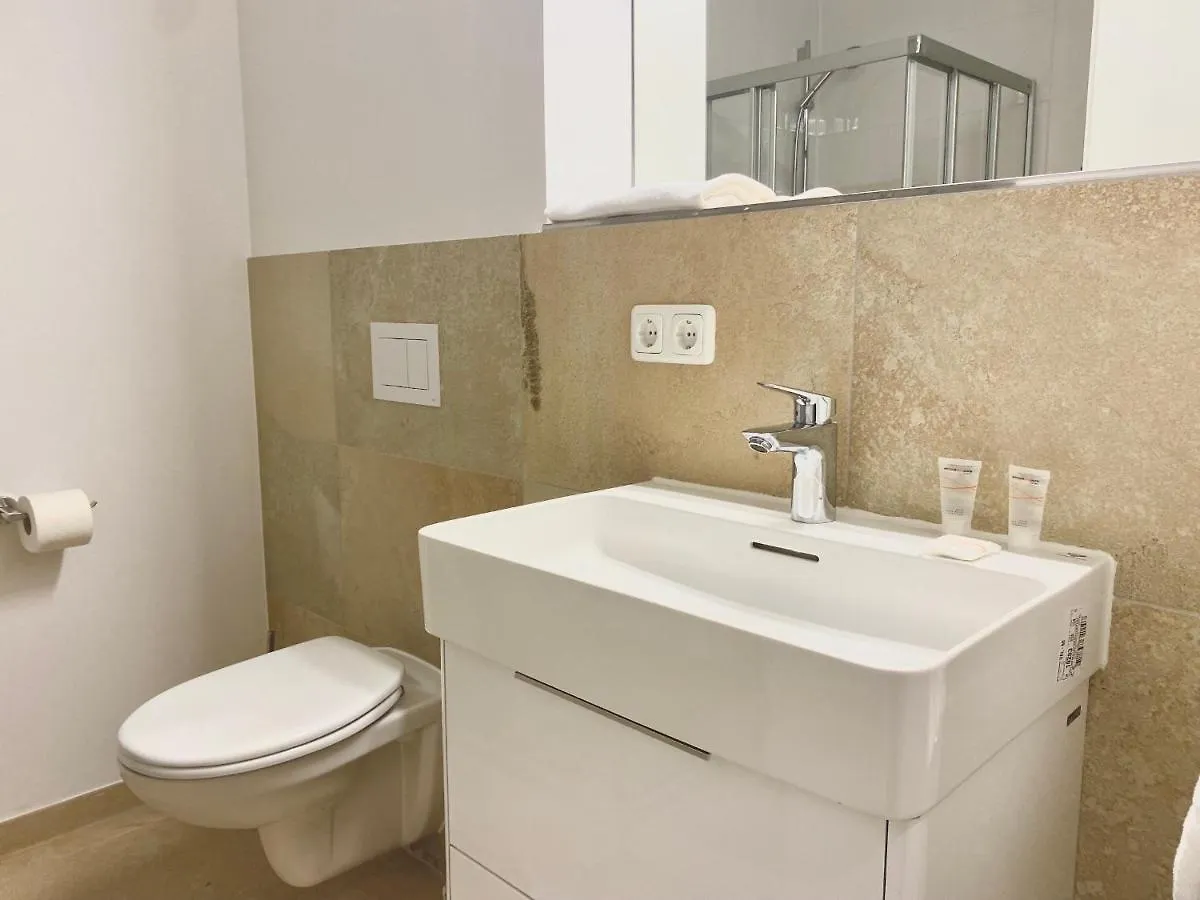 Apartment City Loft Am See Fur 2 Zum Urlaub & Home Office Bad Wiessee