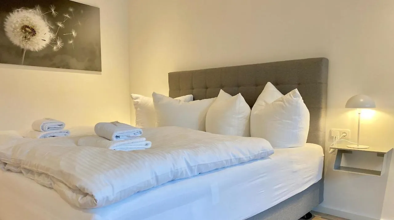 Apartment City Loft Am See Fur 2 Zum Urlaub & Home Office Bad Wiessee Germany